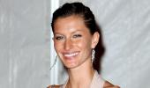 Sexy Brazilian model Gisele Bundchen to present World Cup trophy?