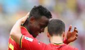 World Cup: Belgium snatch late win over Russia to reach last 16