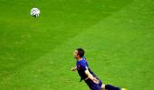 Van Persie back for Dutch to terrorise Mexico