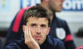 Injured Carrick pulls out from England squad