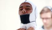 Abu Dhabi GP: Pressure? No pressure, says Hamilton