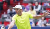 Karlovic stuns Cilic, Isner aces it in Shanghai