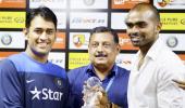 Dhoni felicitates hockey goalkeeper Sreejesh for Asiad heroics