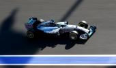 Hamilton puts Mercedes on pole in Russia