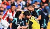 Courtois defends Chelsea handling of his head injury