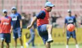 Dhoni reveals strategy that helped in India's win