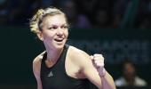 WTA Finals: Halep thumps Radwanska to set up rematch with Williams