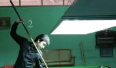 President congratulates Advani on winning World Billiards