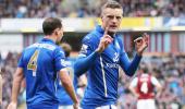 EPL PHOTOS: Leicester surprise again, Man City win