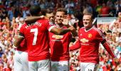 Walker own goal gifts Man United win in Premier League opener