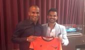 Malouda joins Delhi Dynamos during EPL game