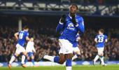 EPL PHOTOS: Lukaku's late goal saves Everton the blushes against Palace