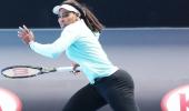 Serena, Bouchard pull out of Dubai event