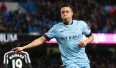 Samir Nasri wants to finish career at Manchester City