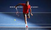 Federer beats Dimitrov to reach Brisbane final