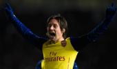 Holders Arsenal progress as Cup shocks dry up