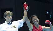 Mary Kom floored by Obama pat!