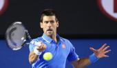 Aus Open: Djokovic edges Wawrinka to set up final with Murray