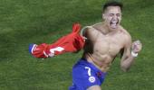 Cheeky Sanchez penalty clinches Chile's first Copa