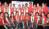 Drums, loud cheers welcome Indian women's hockey team