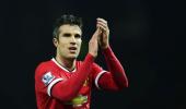 Fenerbahce start transfer talks with United's Van Persie