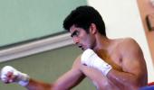 What a debut! Vijender KOs opponent in pro boxing