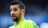 Goalkeeper Kiko Casilla replaces Iker Casillas at Real Madrid