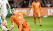 Dutchman Van Persie axed from national squad