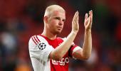 Eredivisie: Klaassen double keeps Ajax on top as PSV slip