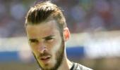 United keeper De Gea's transfer to Real scuppered by paperwork delay?