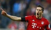 Bayern's Lewandowski scores 5 goals in 9 minutes!