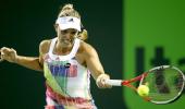 Kerber eases into semi-finals in Charleston