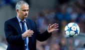 PSG approach Mourinho to replace Laurent Blanc?