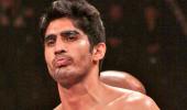 It's 5th straight win for Vijinder; pummels Royer in longest bout so far