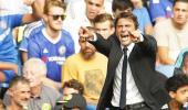 Conte wants Chelsea to 'keep last season in mind'