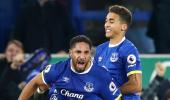 PHOTOS: Arsenal lose to Everton, Leicester back into doldrums