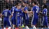 High-flying Chelsea keep focus, United still hopeful of EPL title