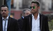 Neymar says father was against move to PSG