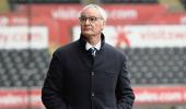 Leicester give under-pressure Ranieri 'unwavering support'