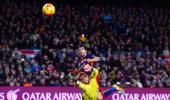 La Liga: Suarez 'tricks' as Barca thrash Celta 6-1