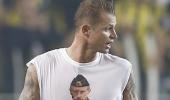 Fan or follower? Lokomotiv's Tarasov courts controversy