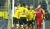 Bundesliga: Dortmund strike late to beat ten-man Hoffenheim