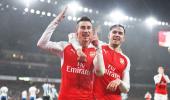 EPL PHOTOS: Arsenal go three clear at top, United end winless streak