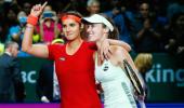 Unstoppable Sania-Hingis make it 25 WINS in a row; enter Brisbane final!