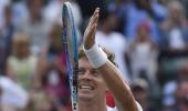 Berdych stands in the way of Murray and Wimbledon final