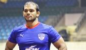 Now Maharashtra CM bats for Narsingh