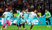 Euro: Turkey beat Czechs 2-0 to stay in last-16 contention