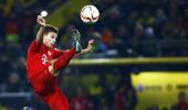 German Bundesliga PHOTOS: Bayern stay well clear after holding Dortmund