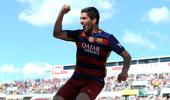 Brilliant 40-goal Suarez crucial to Barca's title win