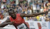 Bolt glides to easy victory in 100m in Ostrava